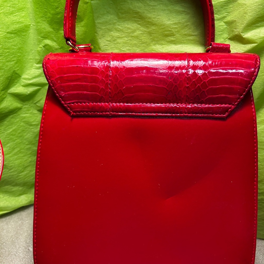 Red Women's Heels and bag - Picture 3 of 5